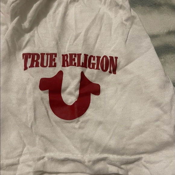 4 True Religion T-shirts - Picture 12 of 12